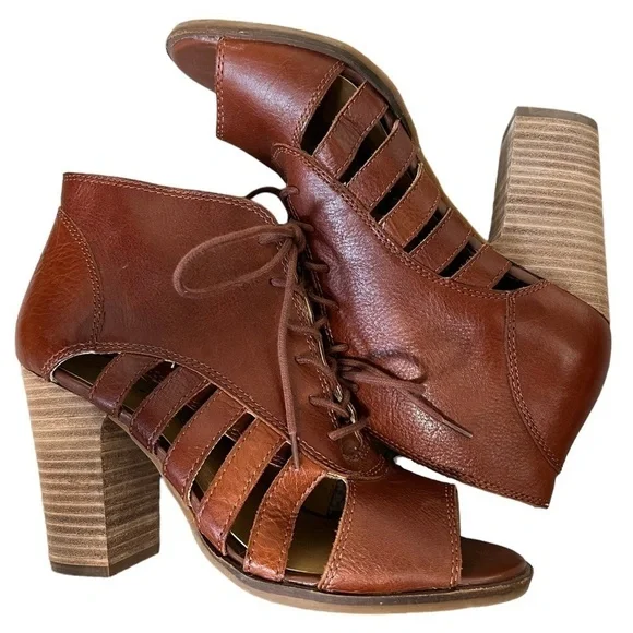 Lucky Brand booties - Picture 5 of 8